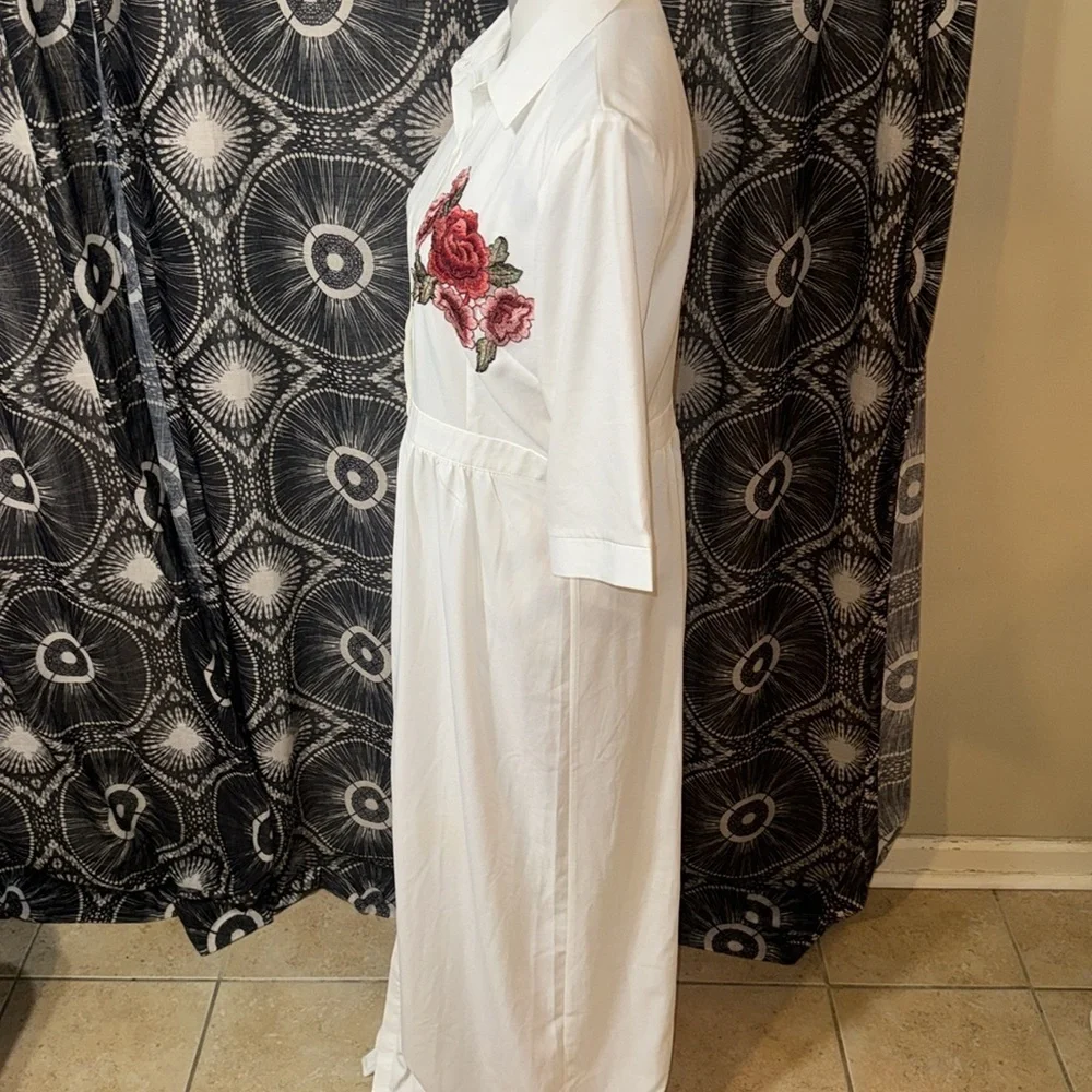 White Boohoo Button Down Dress with Floral Design- Size 10 - Picture 9 of 12